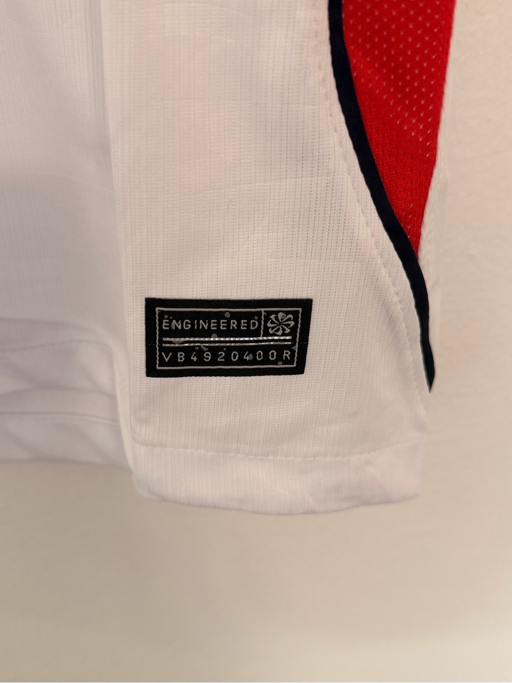 World Cup 2026 official England White Soccer Jersey with Red & Navy Accents - Picture 2 of 5